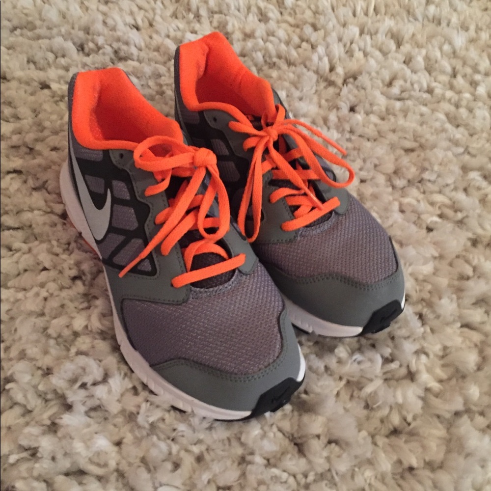 Youth boys Nike